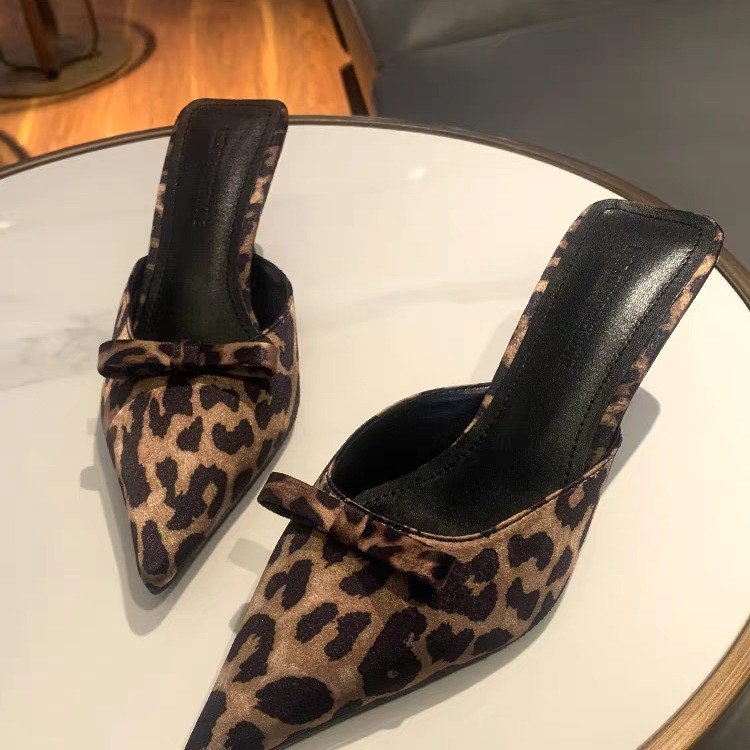 Ethnic Fashion - Ciabatte da donna con stampa leopardata,