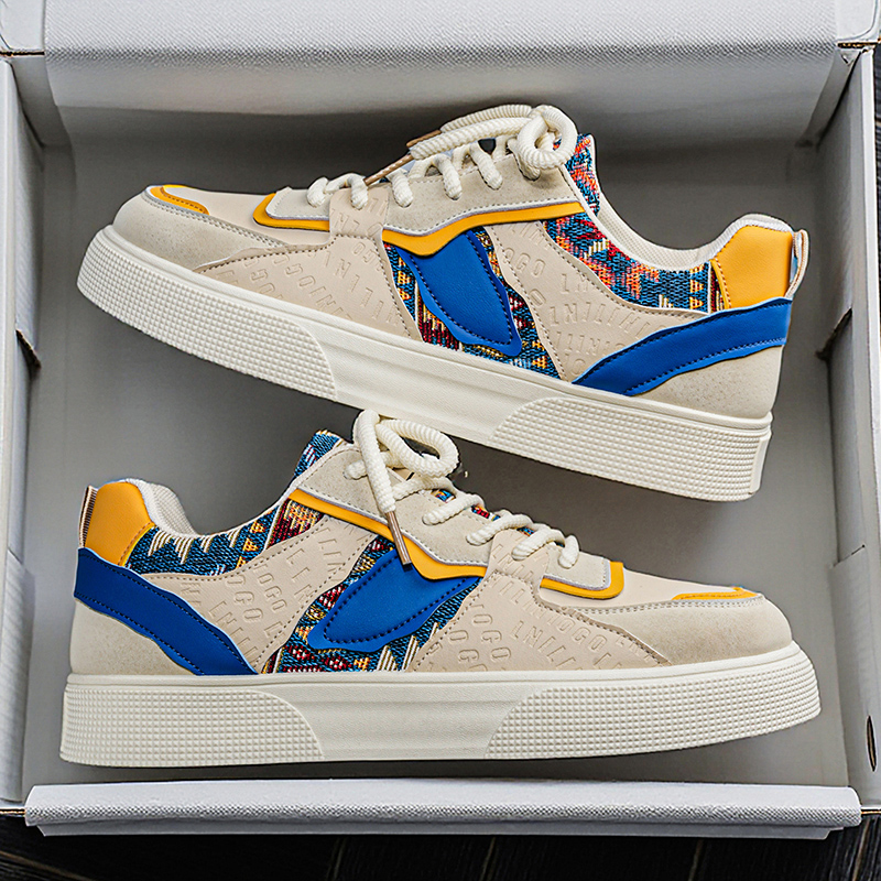 Ethnic Modern Fashion - Sneakers Vintage da Uomo con Patchwork