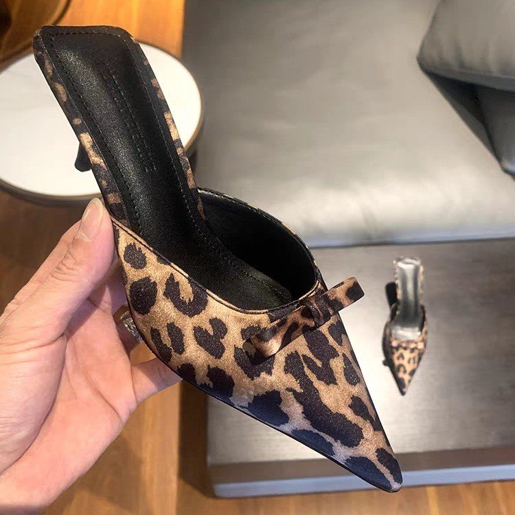 Ciabatte da donna con stampa l - Ethnic Fashion recensione e prezzo