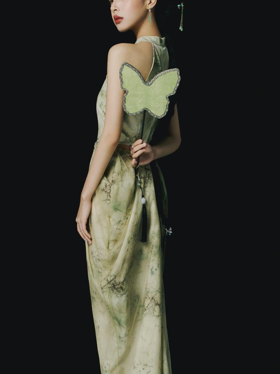 Nuovo Abito Verde Stile Cinese - Ethnic Fashion Studio recensione e prezzo