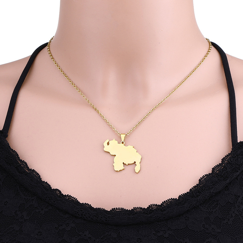 Collana con Ciondolo a Forma d - Ethnic Fashion Sale recensione e prezzo