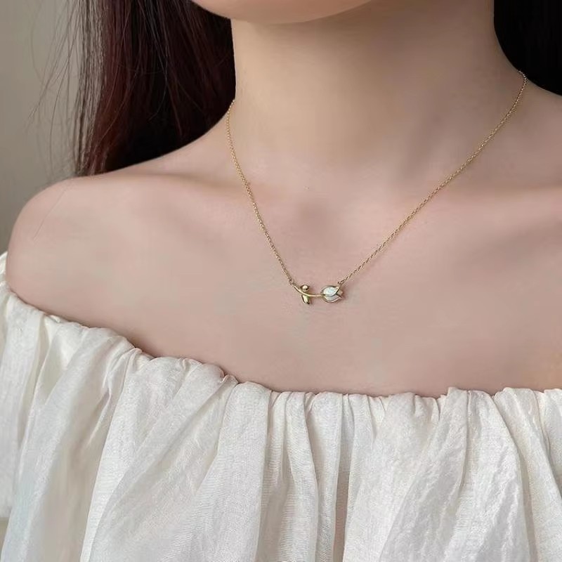 Collana ragazza coreana Collan - Ethnic Fashion Sale recensione e prezzo