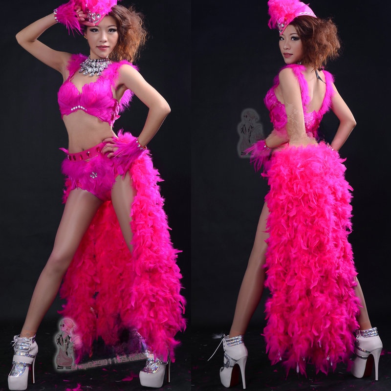 Costume Sexy con Piume Lunghe  - Fashion Show Ethnic Wear recensione e prezzo