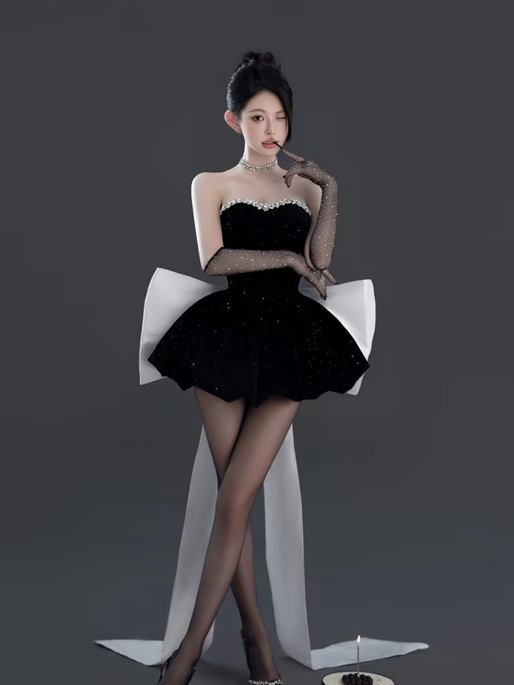 Elegante Costume Nero per Serv - Ethnic Fashion Studio recensione e prezzo