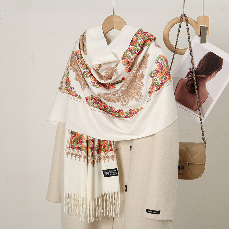 Sciarpa in Finto Cashmere con  - Ethnic Fashion Sale recensione e prezzo